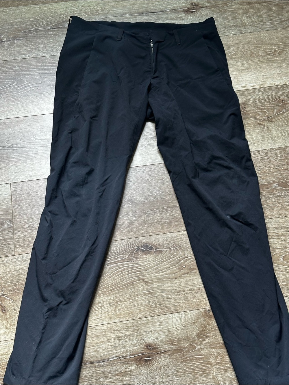 Arc'teryx Men's Black Technical Pants - Slim Performance Trousers